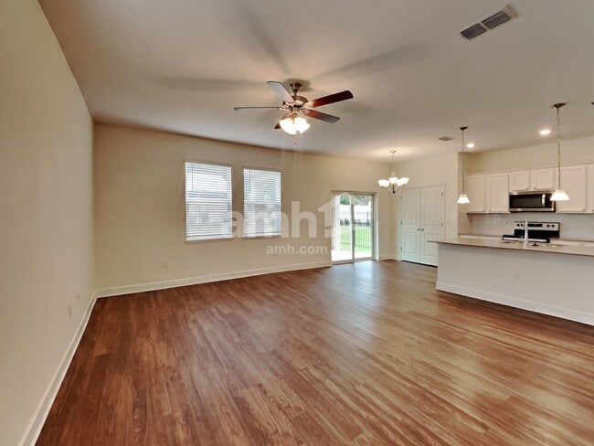 Building Photo - 29648 Passerine Ct