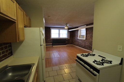 Building Photo - 317 S 27th Ave