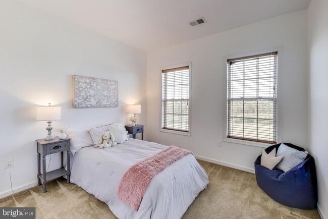 Building Photo - 23516 Hopewell Manor Terrace