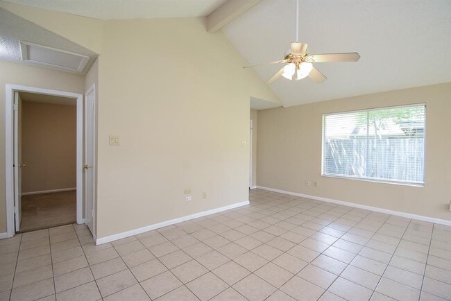 Building Photo - 10723 Spanish Grant Dr
