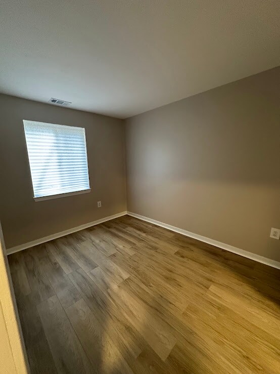 Second bedroom - 423 S Sharp St