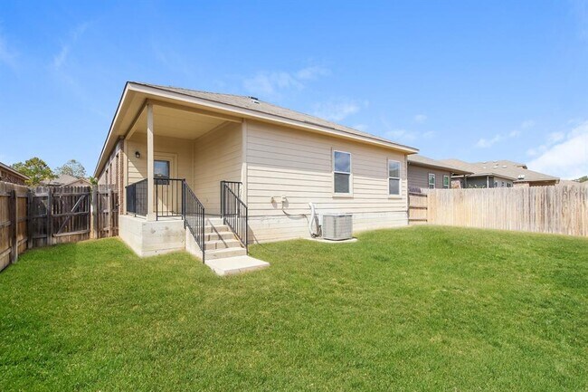 Building Photo - 1604 Atlas Rd