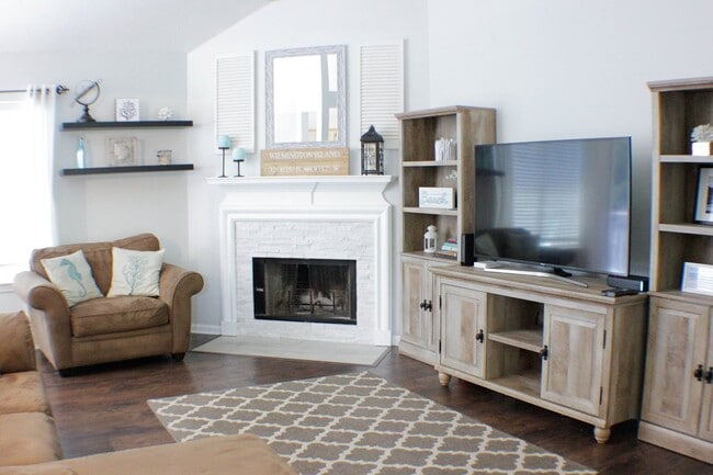 Building Photo - 7 Teakwood Dr