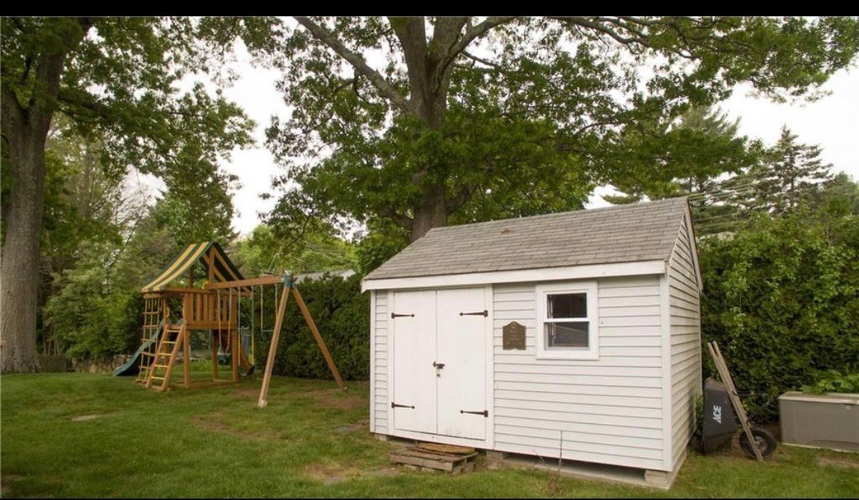 Building Photo - 18 Candlewood Dr