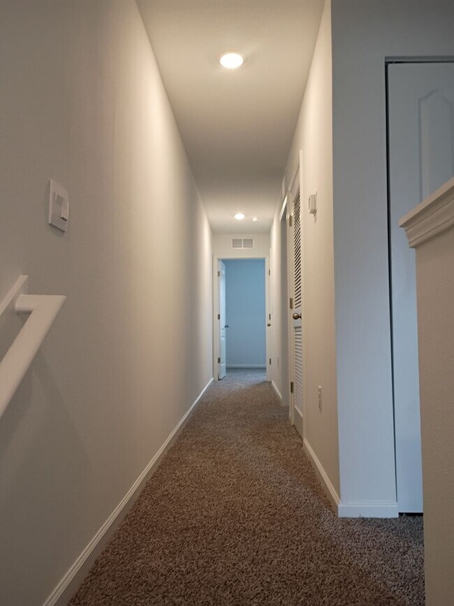 Building Photo - Newly Built 3BR/3BA Home in West Ortega La...