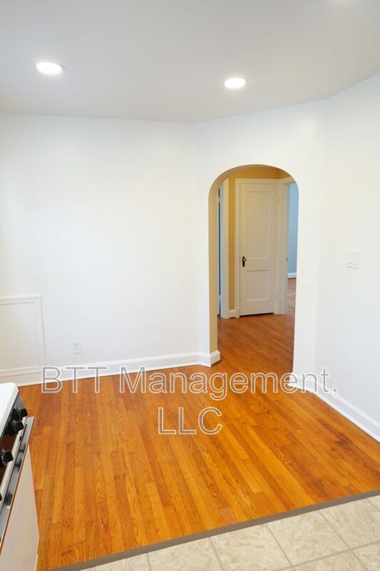 Building Photo - 8207 Garland Ave
