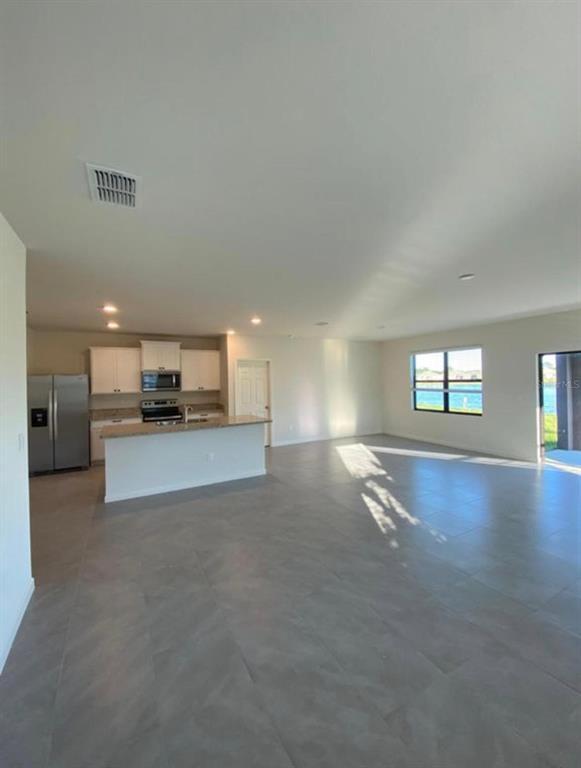Building Photo - 822 Remington Green Dr SE