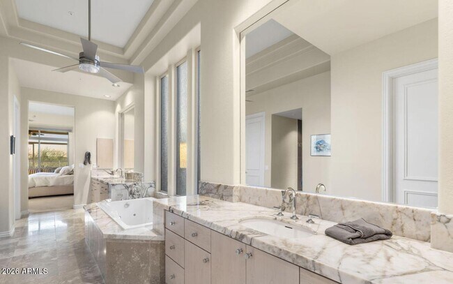 Building Photo - 11543 E Caribbean Ln