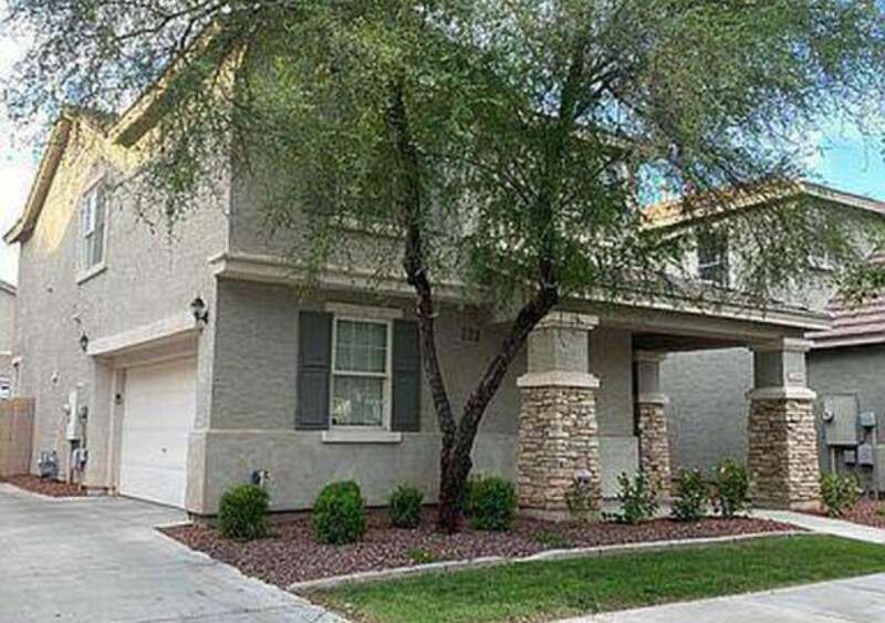 Building Photo - 2316 E Wayland Dr