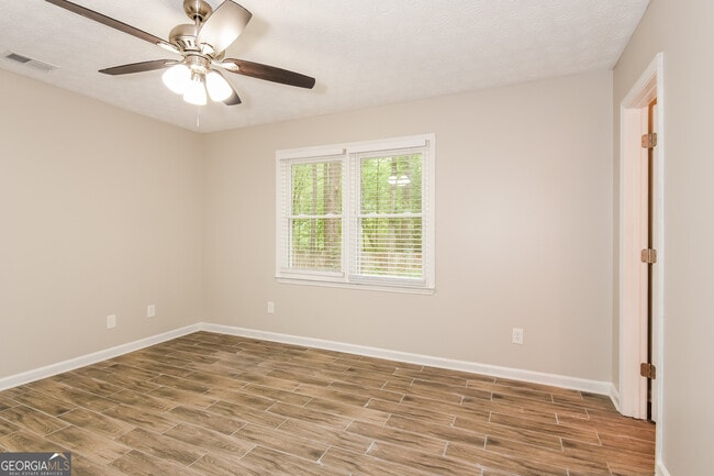 Building Photo - 6492 Will Dupree Ln