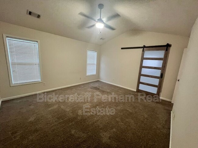 Building Photo - 3007 Nancy Dr