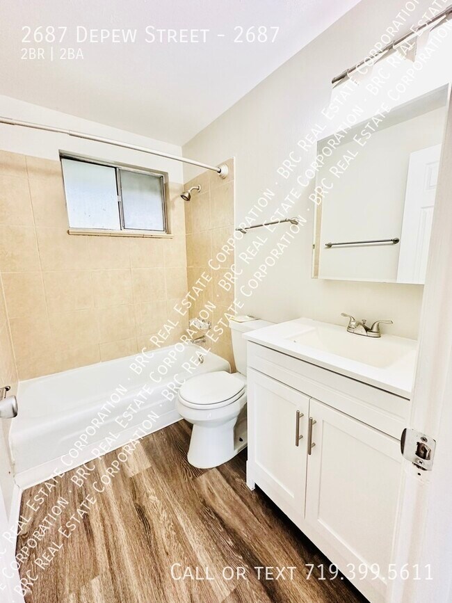 Building Photo - 2687 Depew St