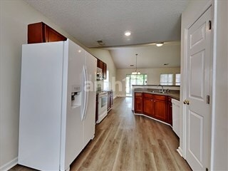 Building Photo - 531 Beverly Dr