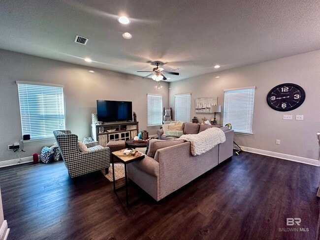 Building Photo - 27451 Canal Rd