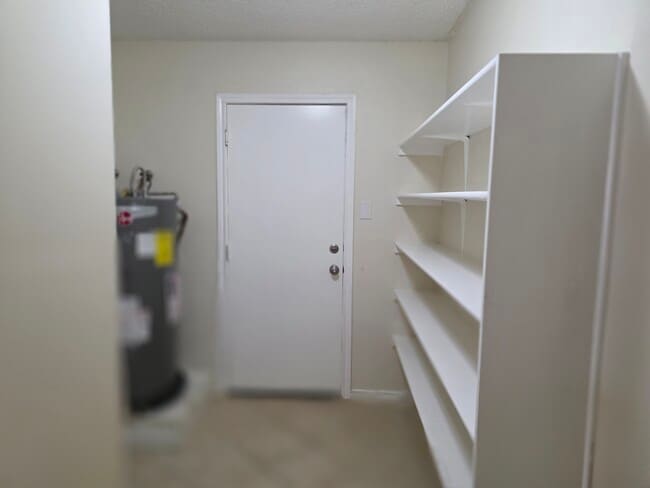 Building Photo - 14227 Wetmore Bend