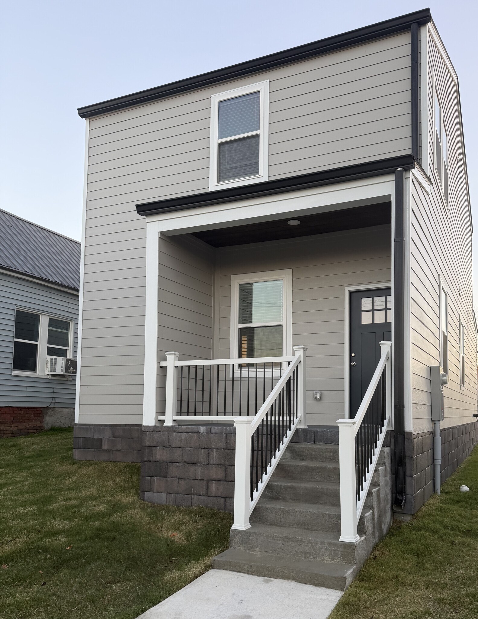 Building Photo - 1409 Woodbine Ave