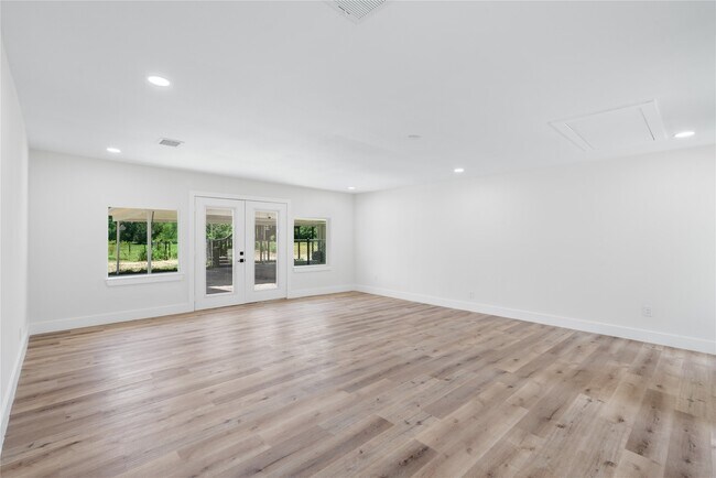 Building Photo - 12019 Beth Ln
