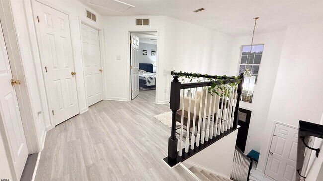 Building Photo - 124 Bonita Dr