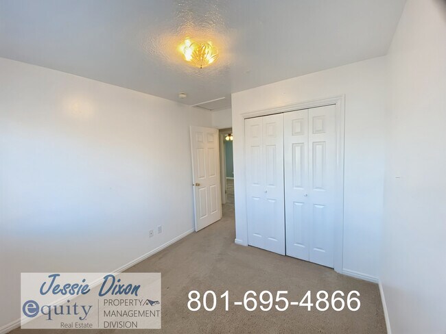 Building Photo - 5889 S 3260 W