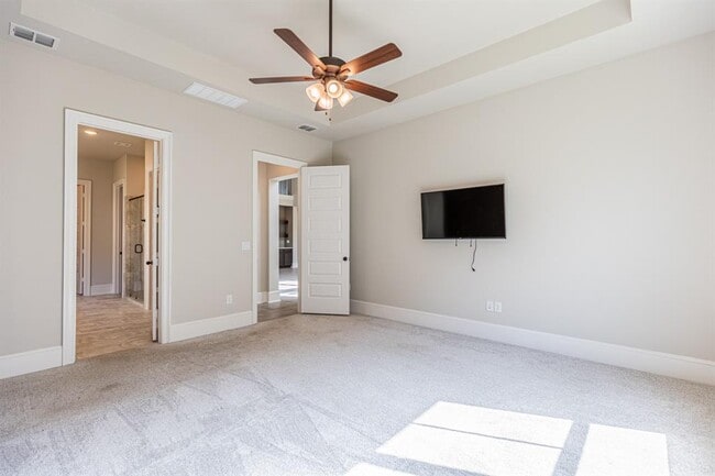 Building Photo - 499 Anfield Cir