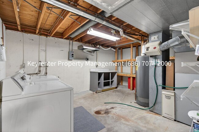 Building Photo - Spacious 3BR Home with Finished Basement in St. Charles