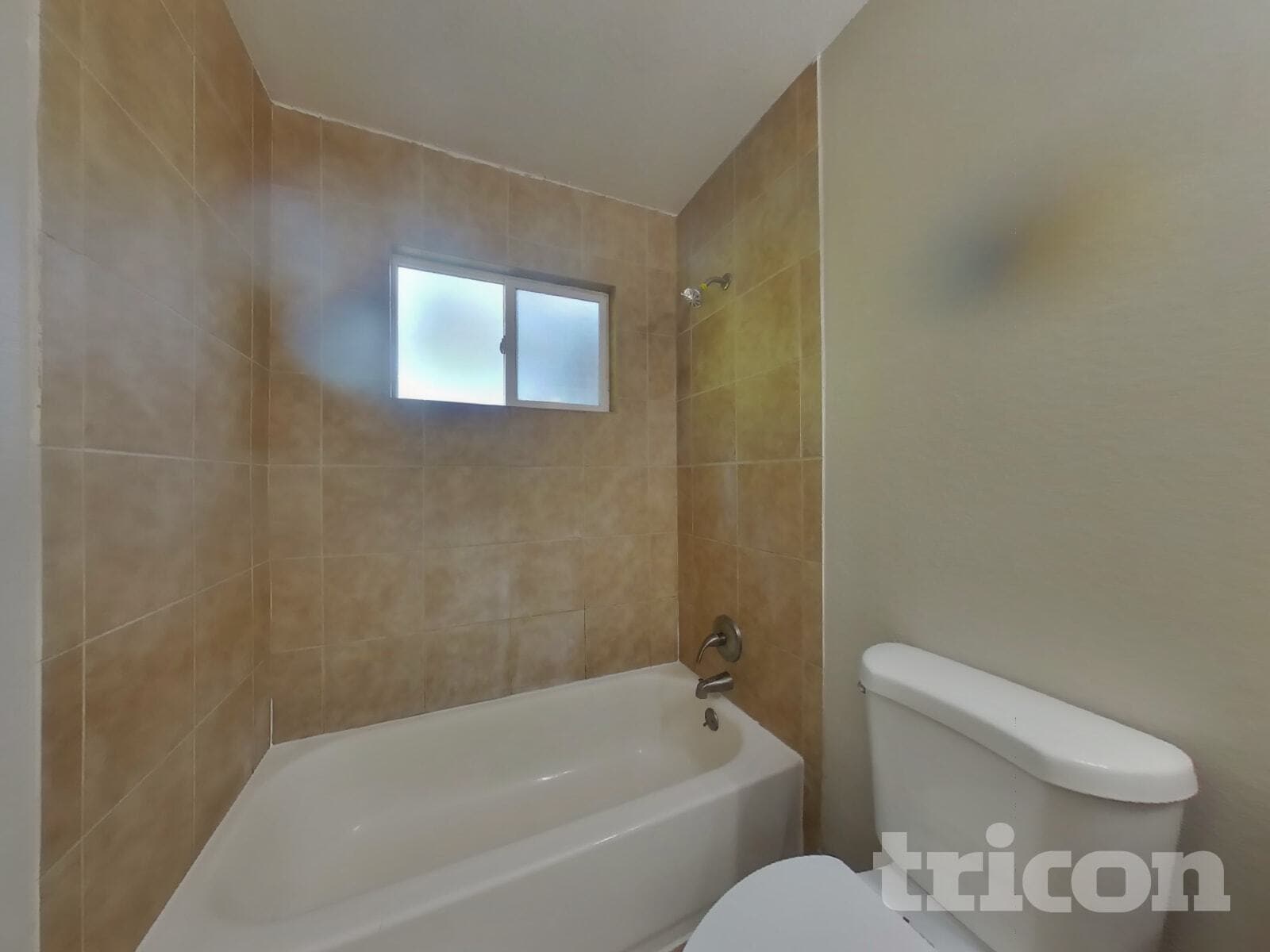 Building Photo - 684 Brown Ave