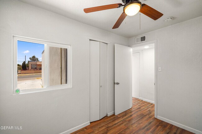 Building Photo - 3609 Fillmore Ave