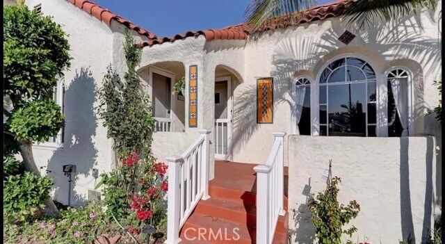 Building Photo - 501 Avenue B Ave