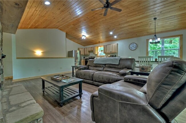 Building Photo - 298 Spindrift Ct