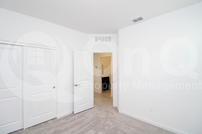 Building Photo - 21810 N Lynn St
