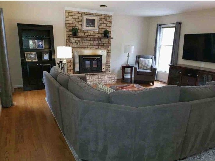 Building Photo - 15569 Golf Club Dr