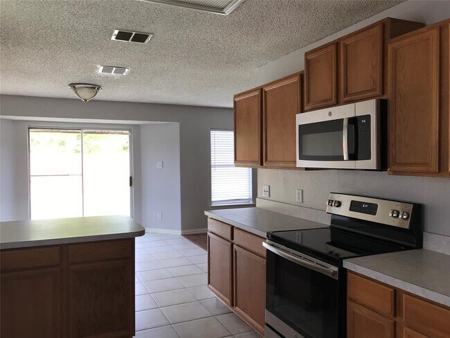 Building Photo - 6406 Birkdale Ln