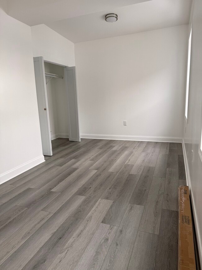 Building Photo - 2101 Gunderson Ave