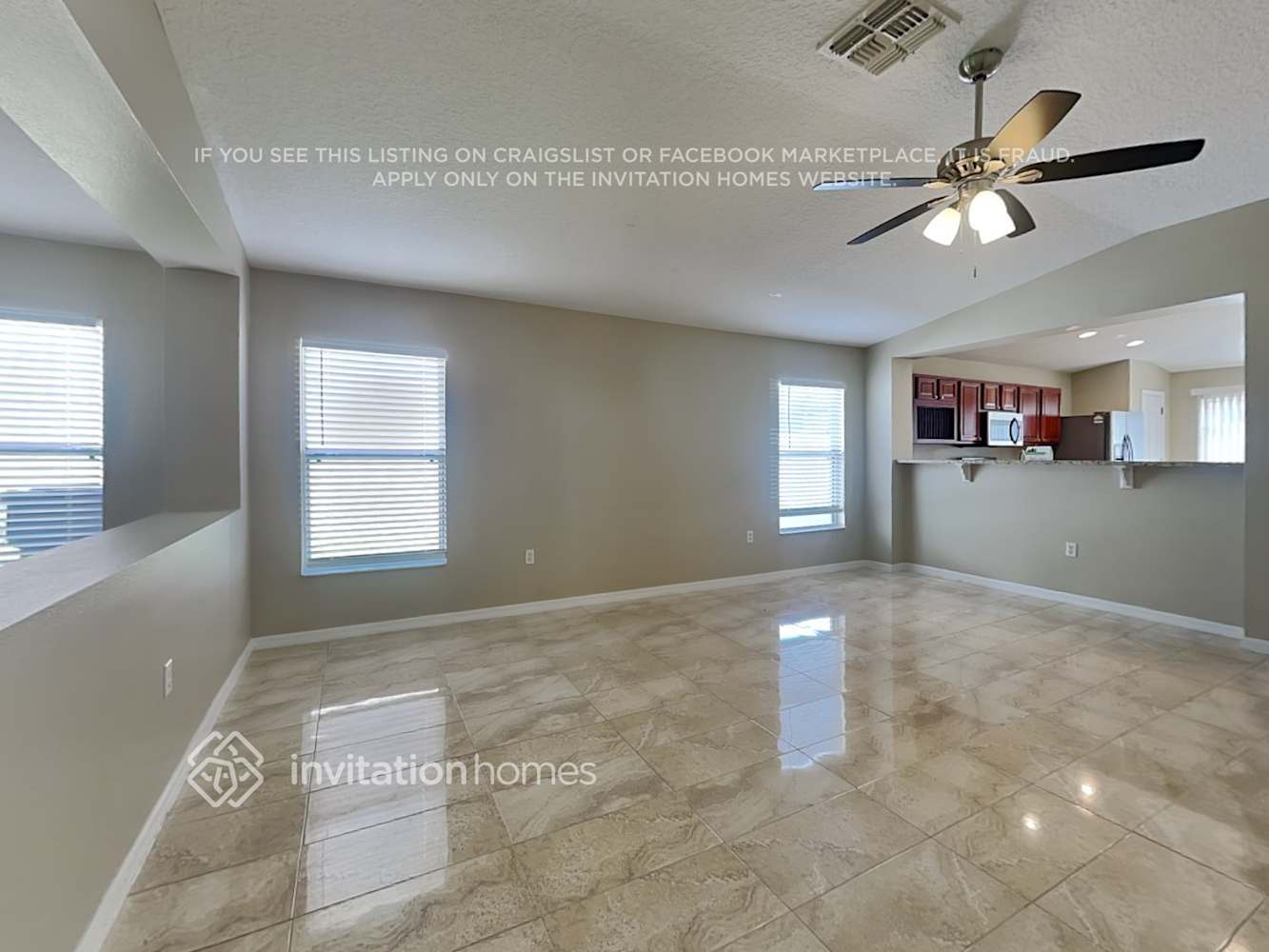 Building Photo - 3028 Park Ridge Ave