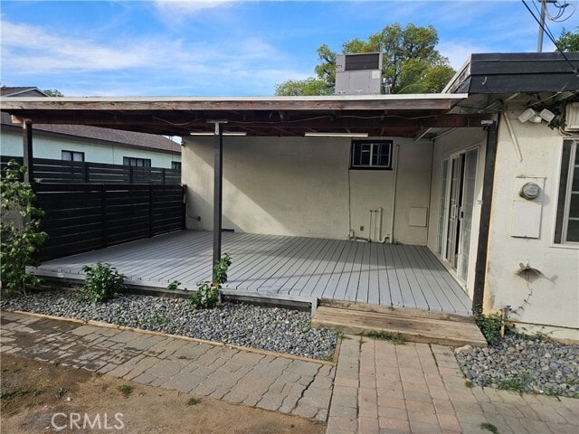 Building Photo - 8030 Lemona Ave