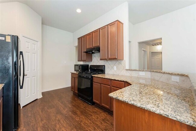 Building Photo - 1251 Kaliste Meadow Dr