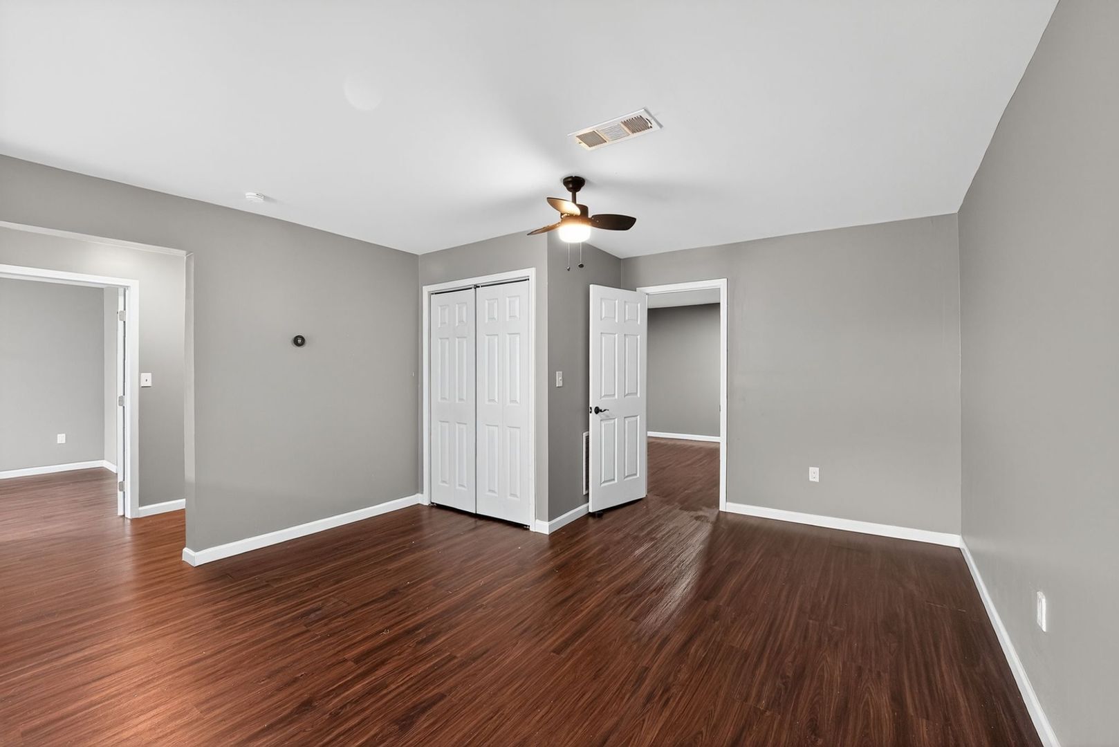 Building Photo - 313 Olympian Dr