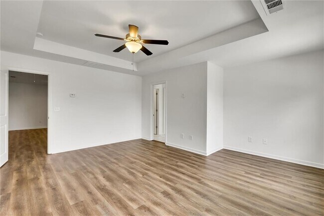 Building Photo - 5312 Brooklands Dr
