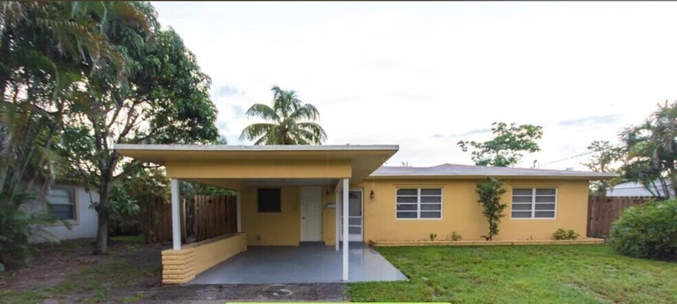 Building Photo - 6900 Cypress Rd