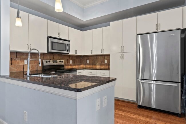 Building Photo - 300 St Joseph Pkwy