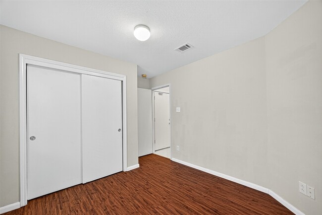 Building Photo - 6407 Capridge Dr