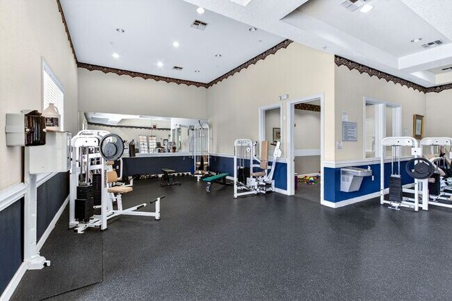 Building Photo - Immaculately updated 3/2.5 Three-Story Maitland Condo in Visconti!