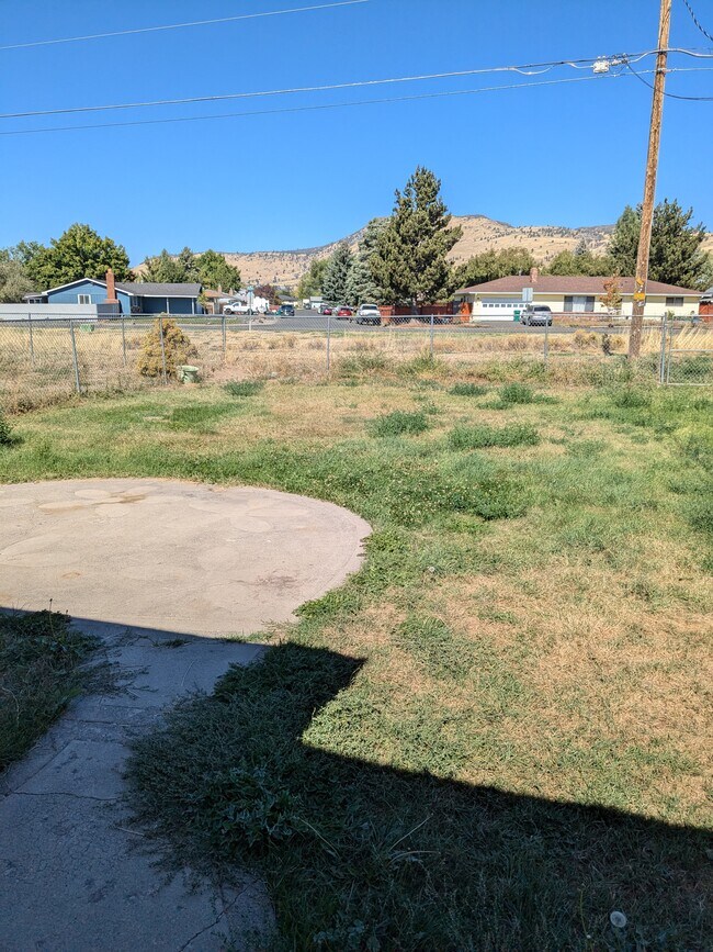 Building Photo - 5977 Marius Dr