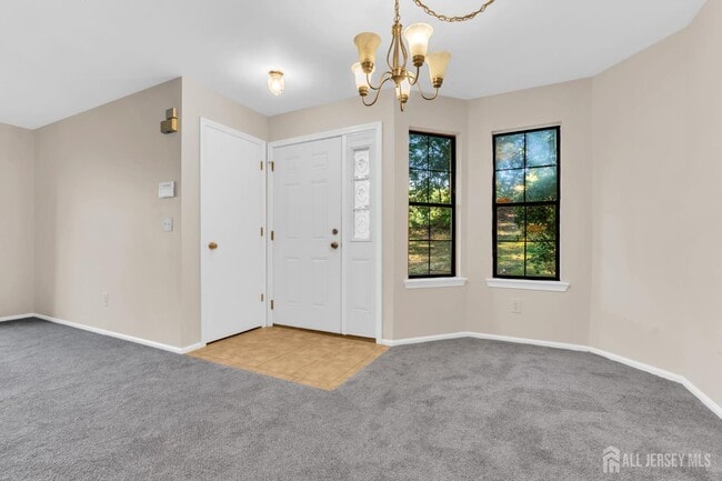Building Photo - 2101 Bayhead Dr