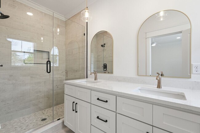 Building Photo - Lowcountry Charm Meets Modern Living -- New Construction in Savannah