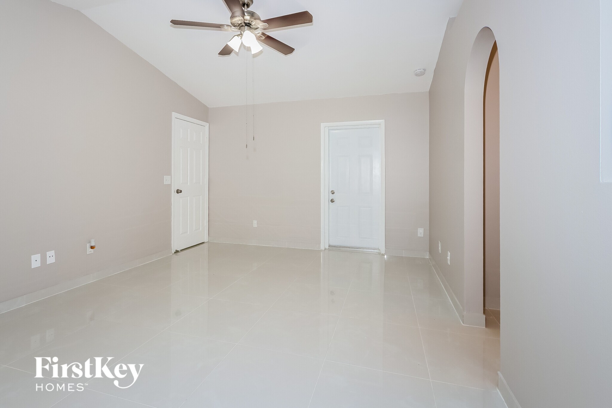 Building Photo - 1973 SW Bellevue Ave