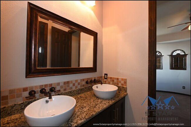 Building Photo - 12263 Costa Brava