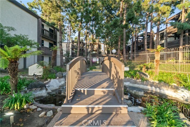 Building Photo - 8650 Gulana Ave