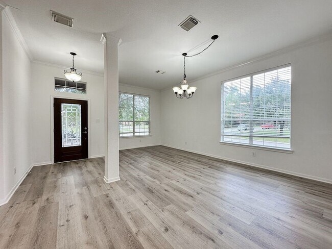 Building Photo - 73 E Montfair Blvd
