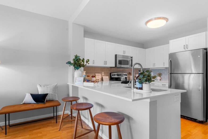 Breakfast bar at The Amelia Apartments in Quincy, MA - Amelia